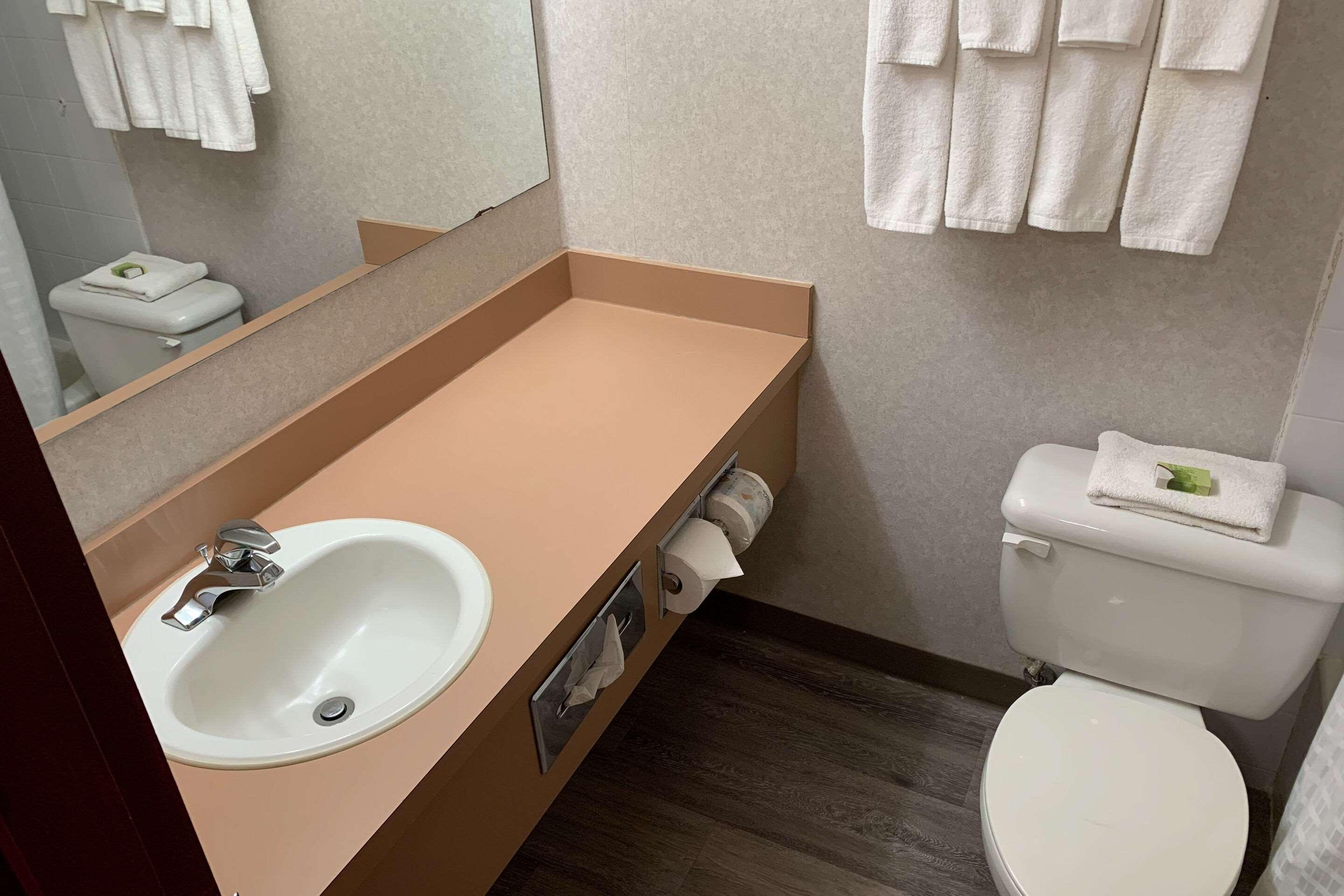 Rodeway Inn Нашвилл Экстерьер фото